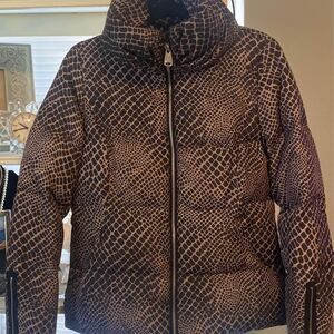 Women’s Via Spiga Down Filled Puffer Jacket 
Size Small